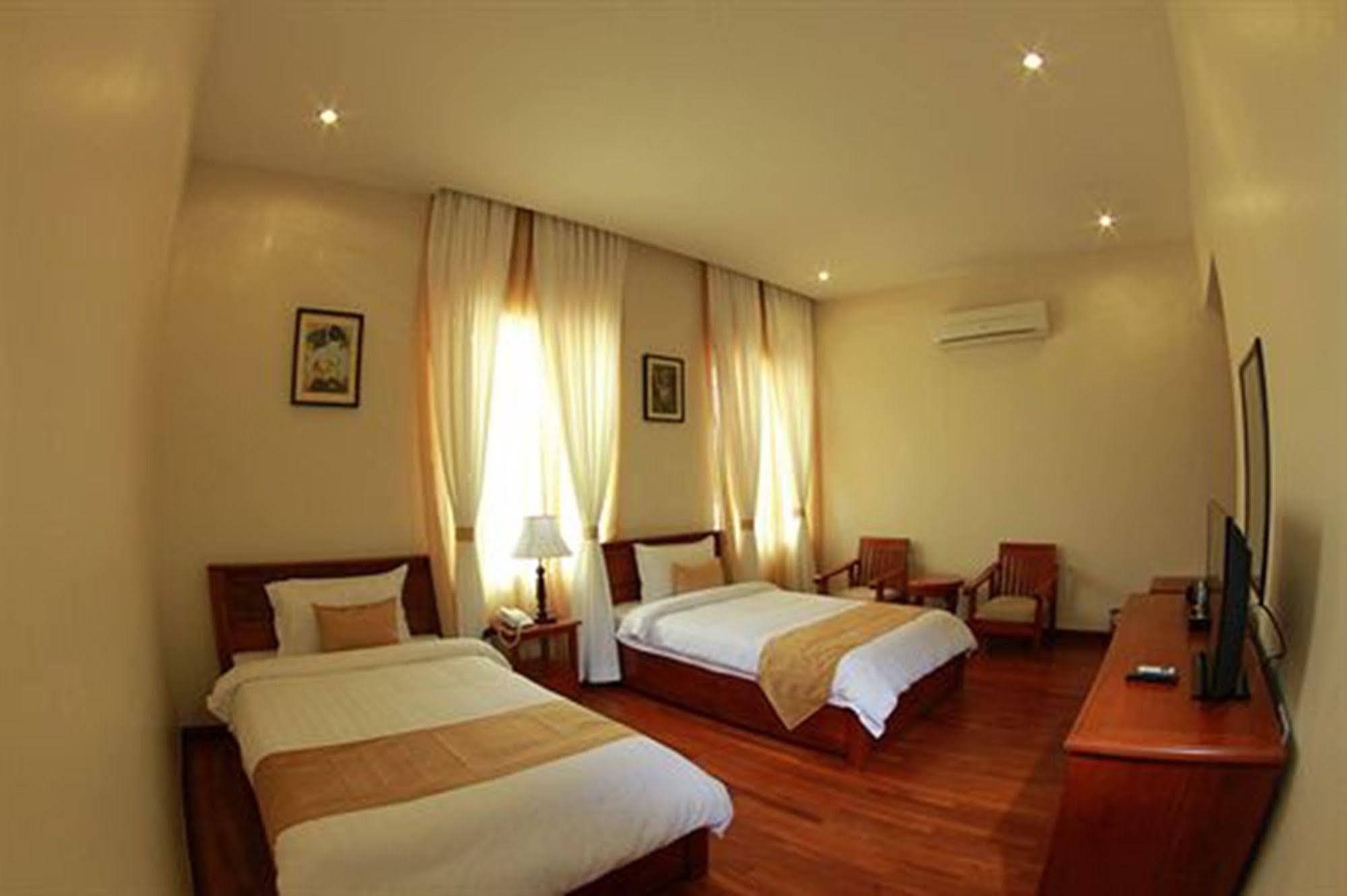 Best May Hotel Phnom Penh Exterior foto