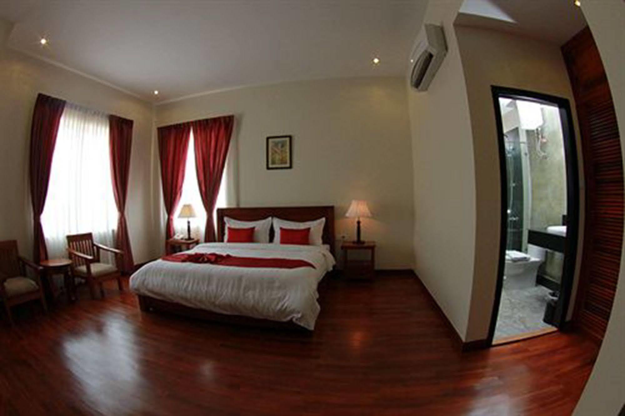 Best May Hotel Phnom Penh Exterior foto